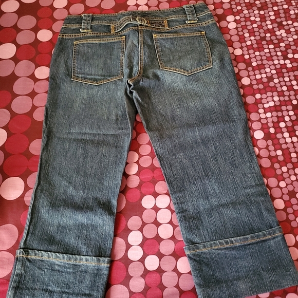 New York & Company Denim Capris - Picture 2 of 4